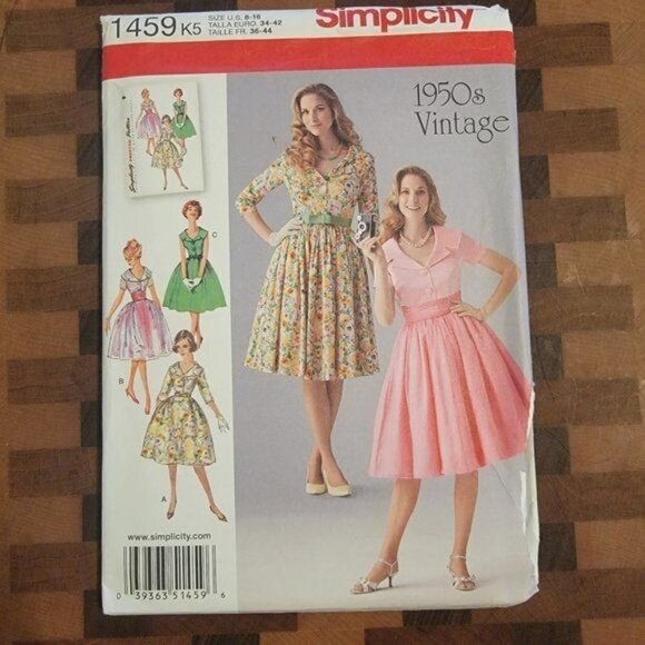 Simplicity 1459 - Uncut - 1950s Vintage Reproduction - Sizes 8-16 - Picture 1 of 4